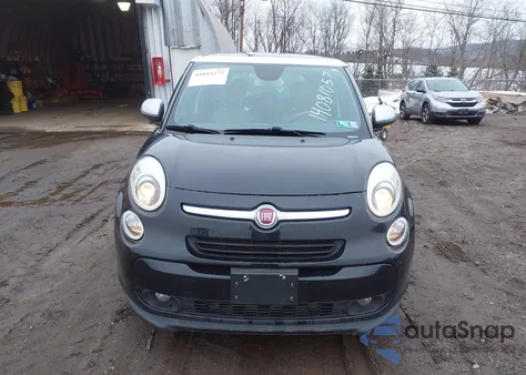 2015 Fiat 500L Lounge z USA, uszkodzony, nr VIN ZFBCFACH8FZ032852